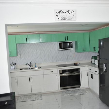 Villa Irie Vibes Ocean View à Negril Extérieur photo